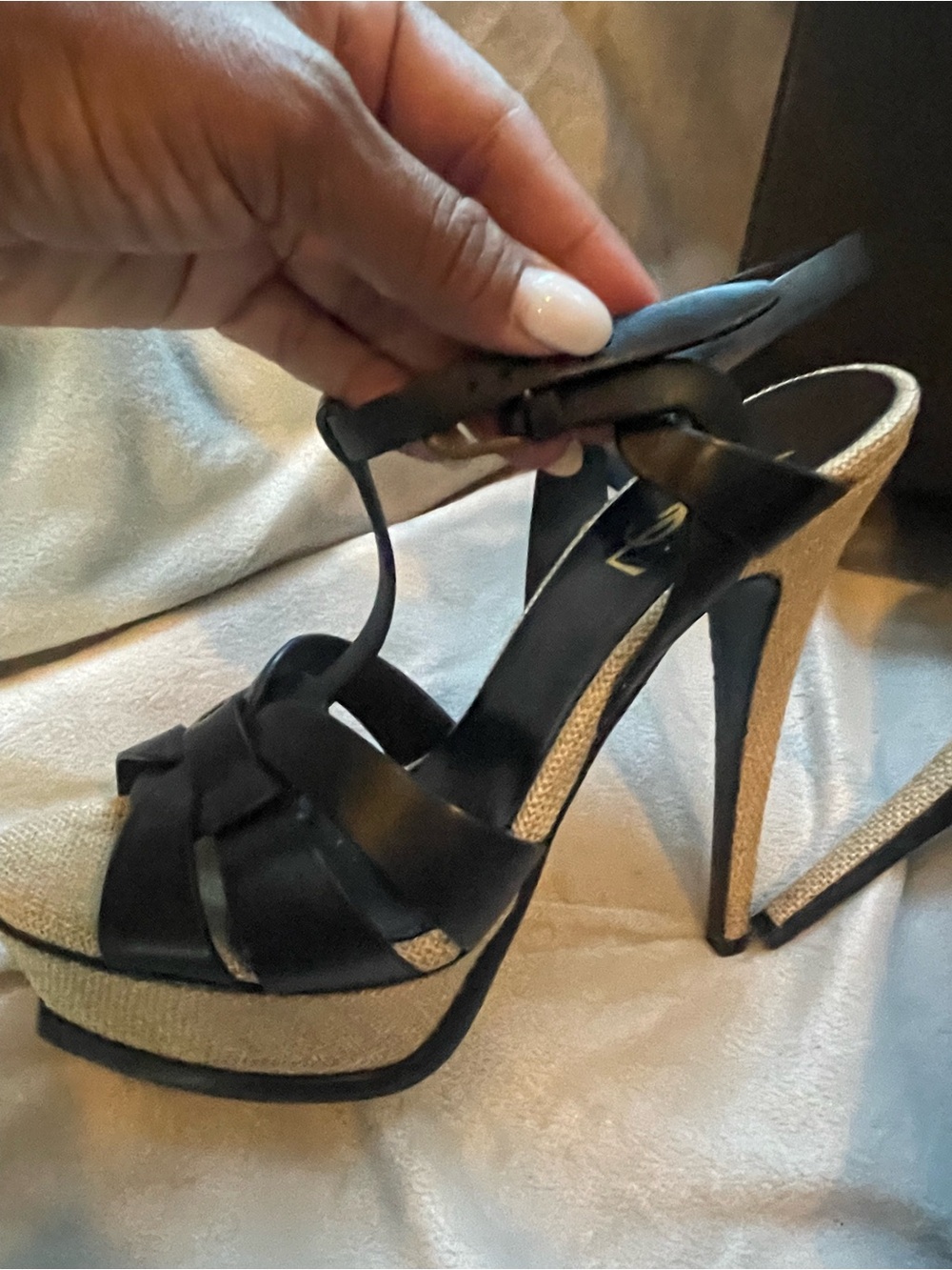 Saint Laurent Black Leather Platform Sandals with Raffia Trim - Picture 5 of 6